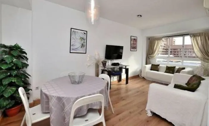 Central And Beach 3 Bedroom Apartment Perfect Location Near Pyr Fuengirola España