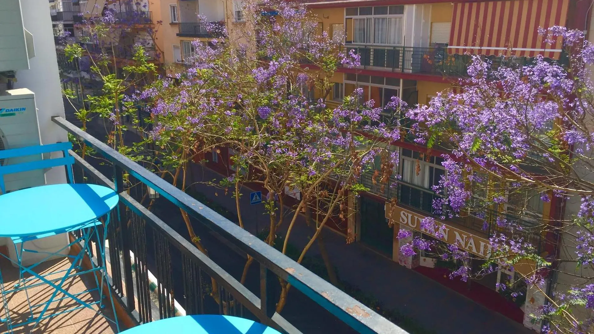 Central And Beach 3 Bedroom Apartment Perfect Location Near Pyr Fuengirola